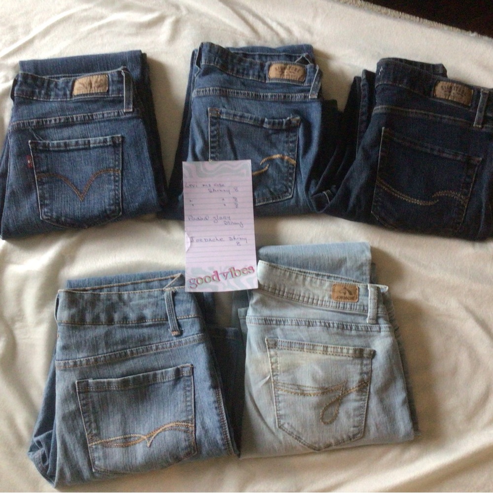 Size 8 mixed jeans.
